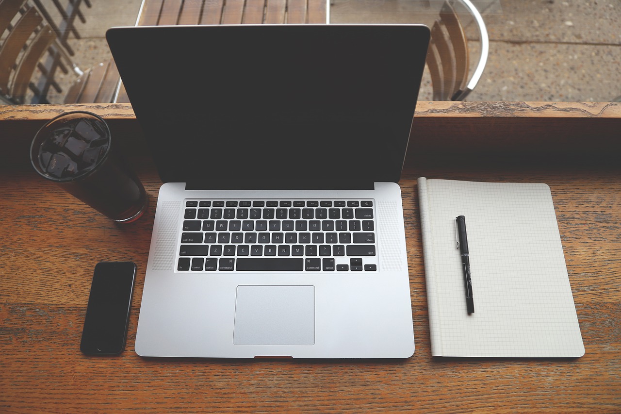 HP EliteBook 1050 – idealny komputer dla biznesu?